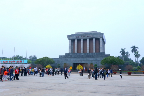 canh quan khu vuc lang bac 2