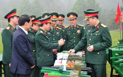 le ra quan 2017 285 4