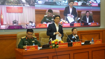 Tiep tuc doi moi hinh thuc va thuc hien tot hon nua cong tac Den on dap nghia trong Quan doi 1