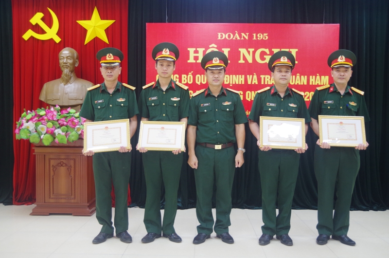 doi thoai dan chu 195 2