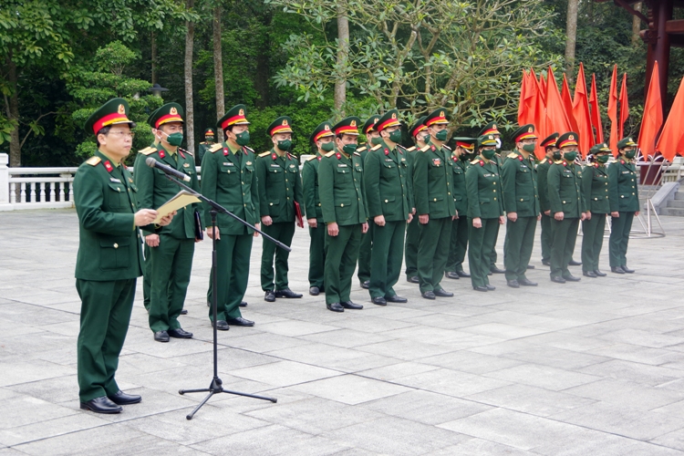 vien y hoc du phong bao cong va trong cay tai K9 2