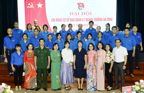 quang truong ba dinh dai hoi doan 2