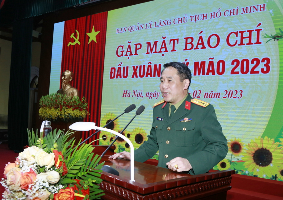 gap mat bao chi phat bieu 5