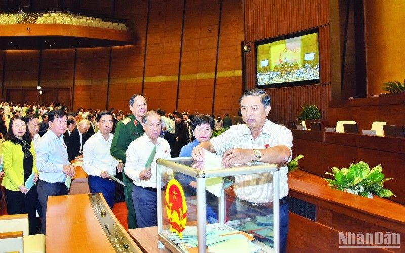 trach nhiem neu guong