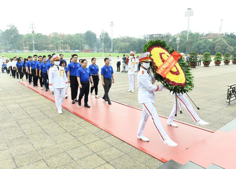 giai thuong guong mat tre 1