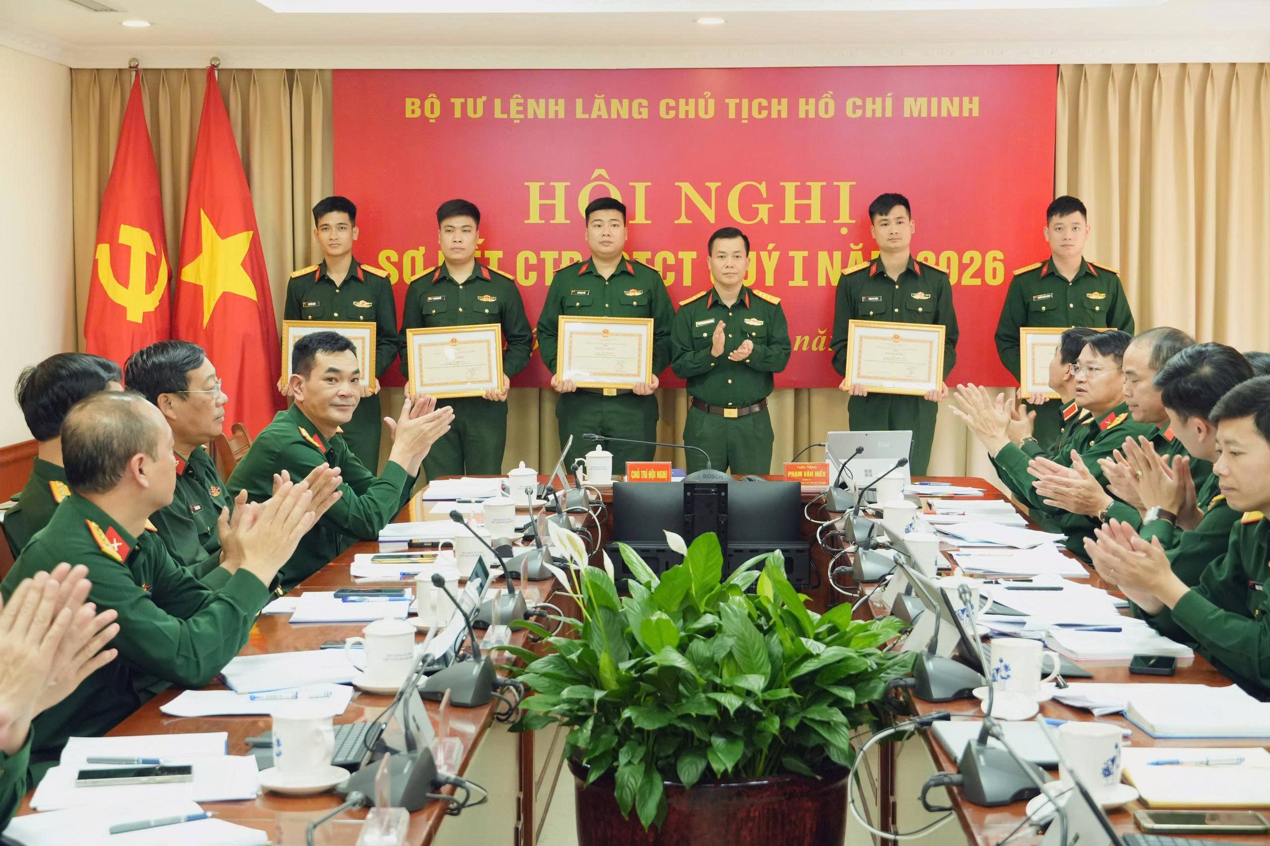 z7659242118215 b13ab76c6555c5545aaee95bc99a254e