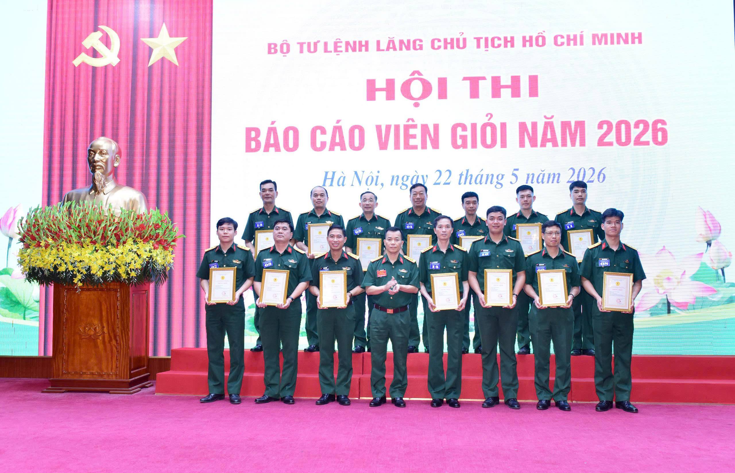 hoi thi 2 2