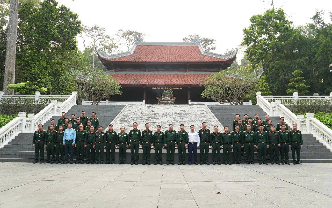 z7711210763096 a6f3e0119eb56215cf8257be741aa6c5 1