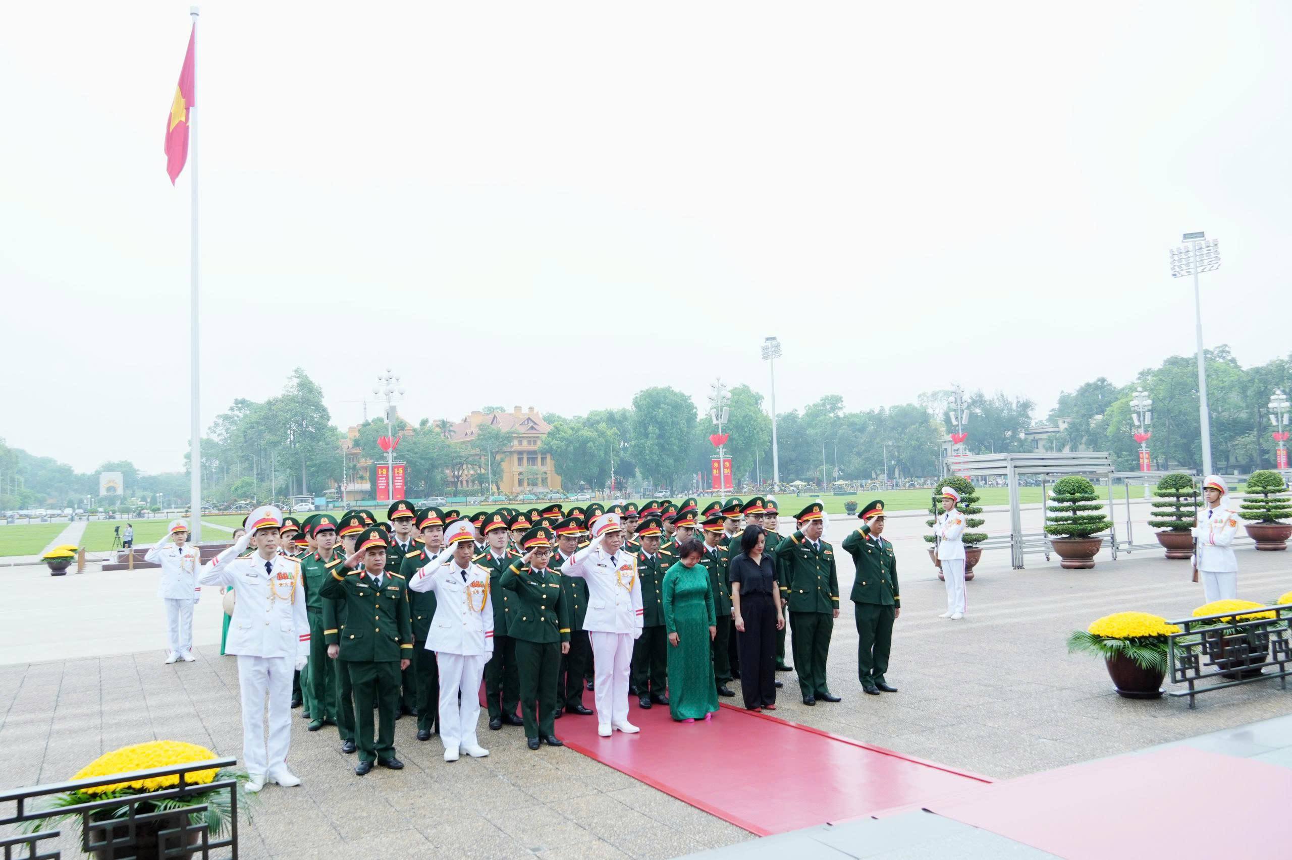 z7770231511816 27e299dc52e39dfa9a12db9c949d9777 1