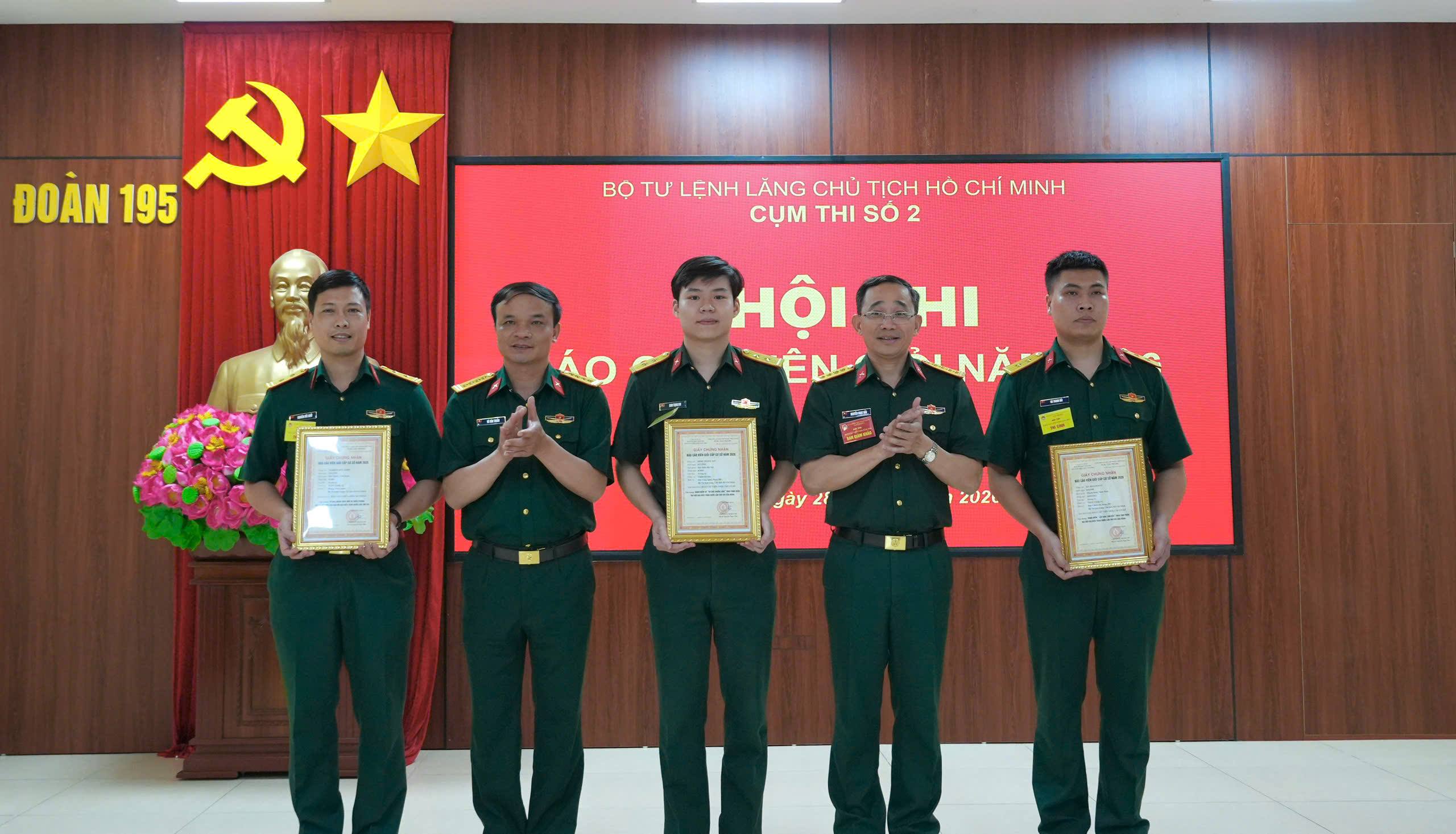 z7772734073848 ff0acb3dd8da35cbd65ce20068eb1d7f