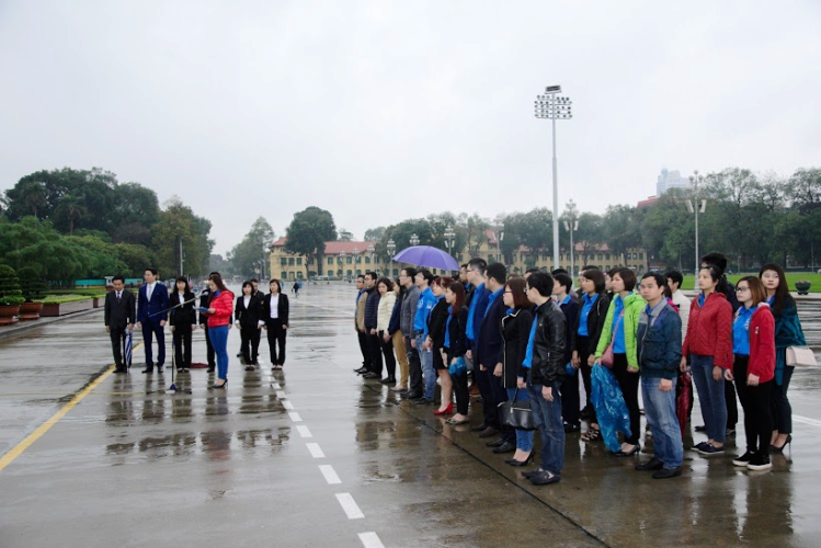 Doan TN dien luc dau khi BC anh 1