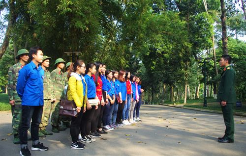 sinh vien tinh nguyen 2