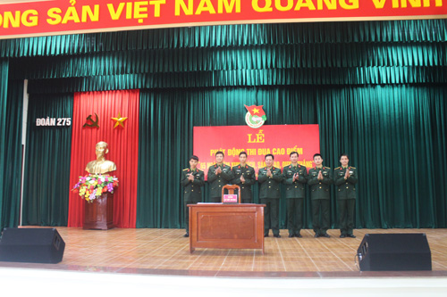 Le phat dong thi dua 65 ngay dem 275 anh 4