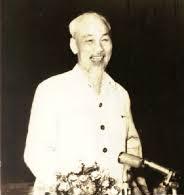 4 an tet voi con nuoi BH