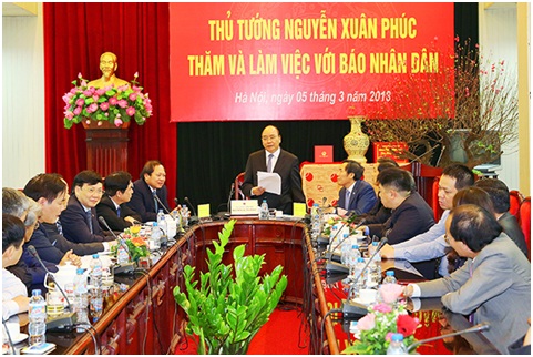 ct ho chi minh voi bao nhan dan 3