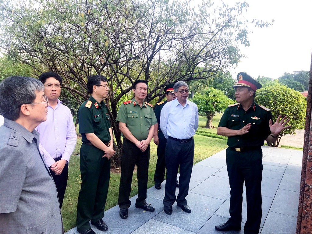 hop hoi dong khoa hoc 3