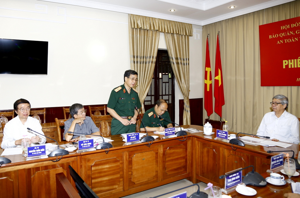 hop hoi dong khoa hoc 4 3