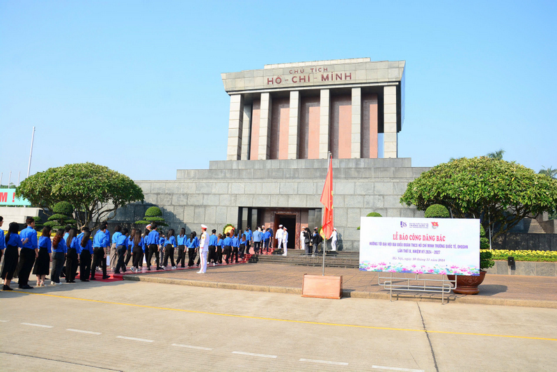 11 11 truong quoc te dh quoc gia 2024 4