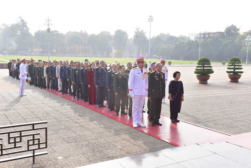 7 11 ho tro khac phuc bom min 6