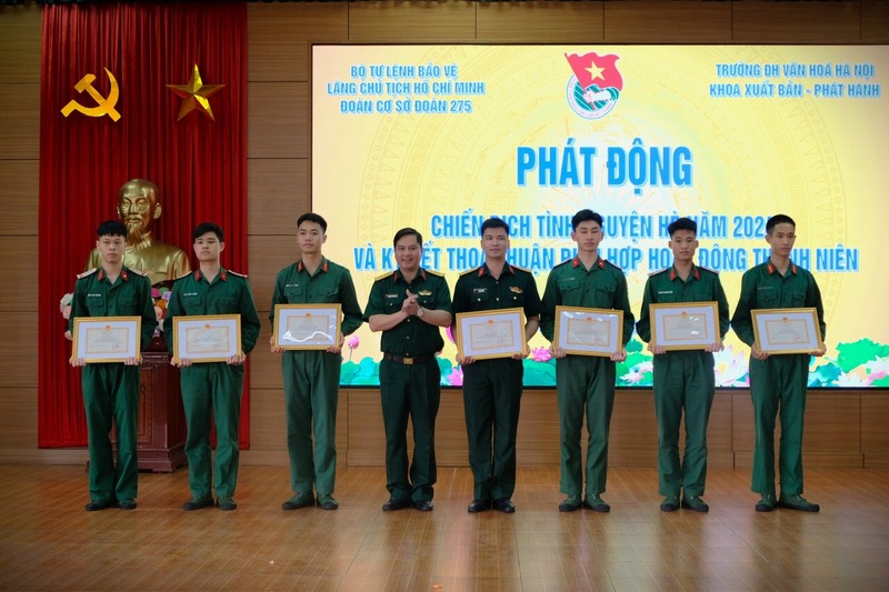 he tinh nguyen 275 5