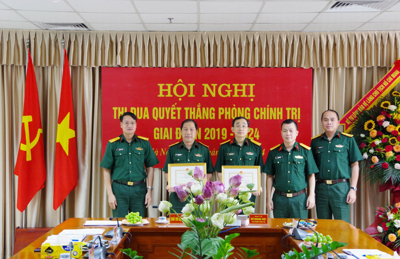 phong chinh tri dai hoi 2024 5