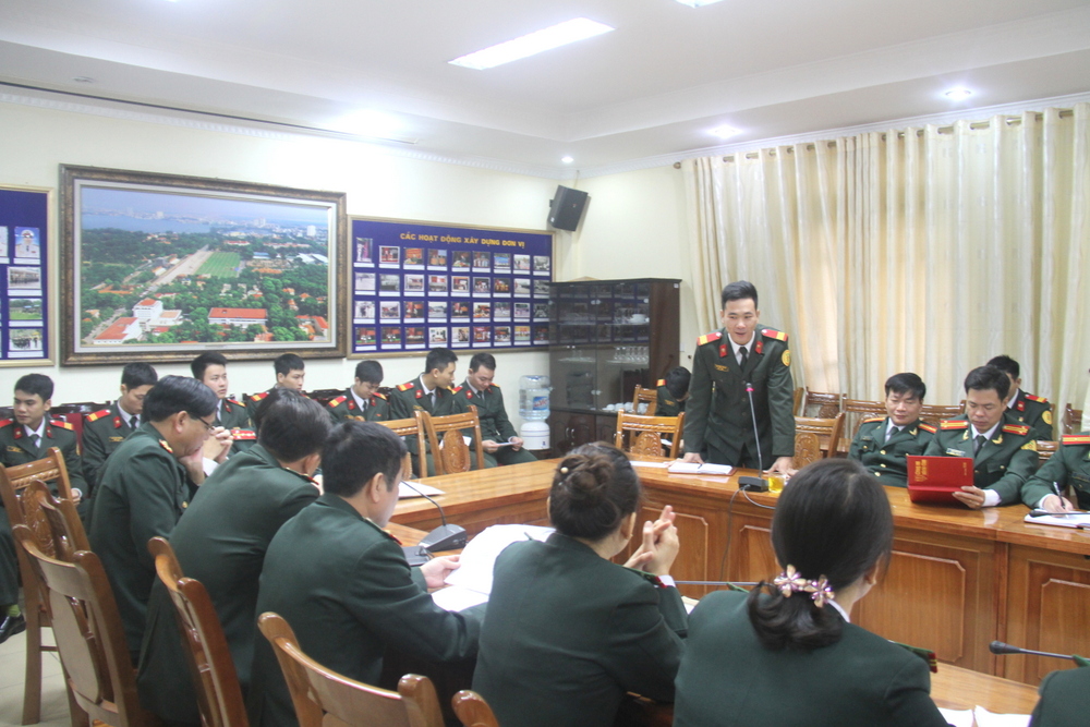 375-trao-qd-chuyen-chuyen-nghiep-2