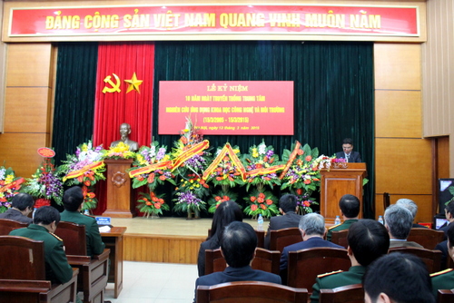 trung-tam-nghien-cuu-10-nam-1