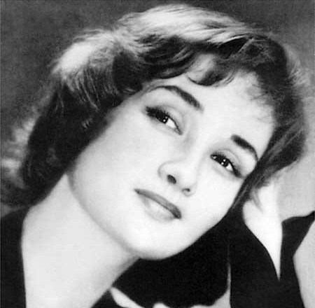 zinna Hong nu nghe st duoc BH dat ten anh2