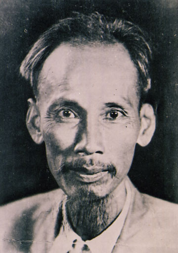 chuyen ke ve buc chan dung dau tien cua Bh