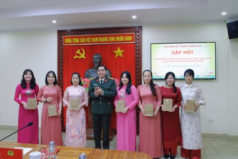 Hội Phụ nữ Trung đoàn 375: Gặp mặt chào mừng 115 năm Ngày Quốc tế Phụ nữ (08/3/1910 - 08/3/2025) và 1985 năm Ngày khởi nghĩa Hai Bà Trưng