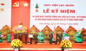 Thư cảm ơn của Học viện Lục quân