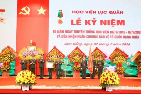Thư cảm ơn của Học viện Lục quân