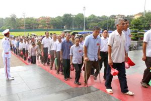 Nhớ Bác khôn nguôi